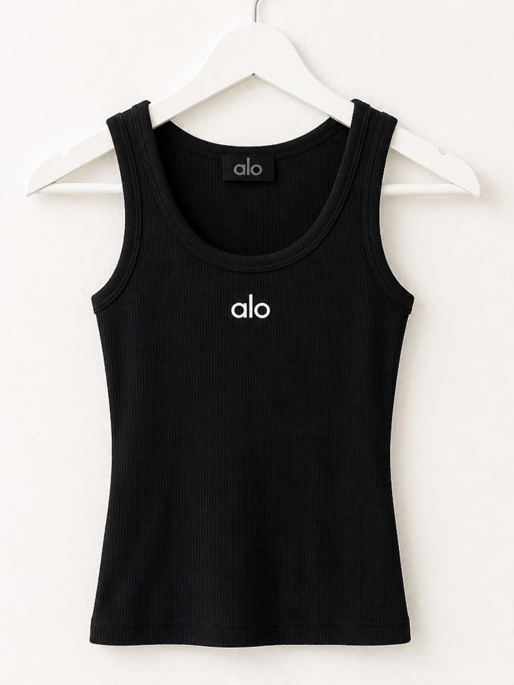 ALO Yoga Women's Black Ribbed Tank Top